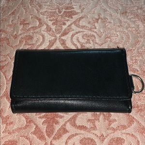 6 ring key holder leather black